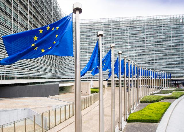 UE